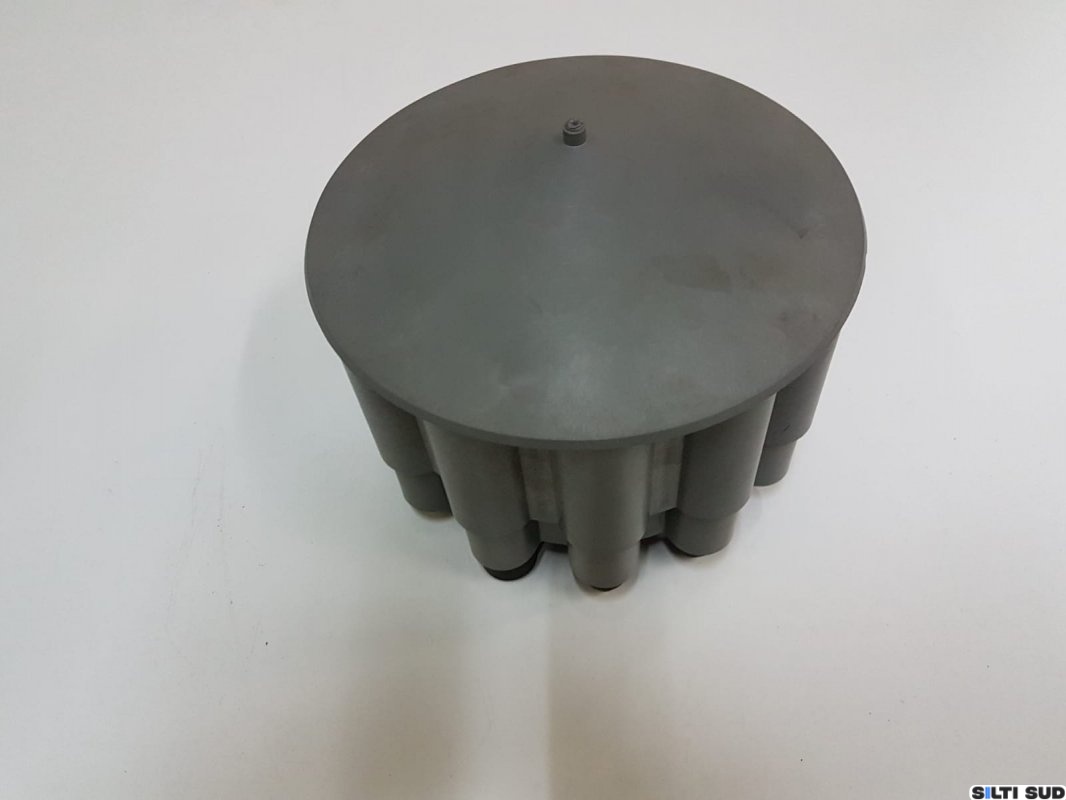 Fiberglass poles plug with optical fiber outputs - Image 5