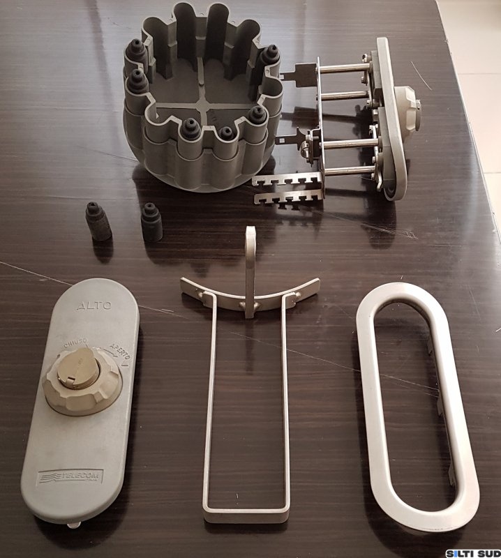 Fiberglass poles plug with optical fiber outputs - Image 6