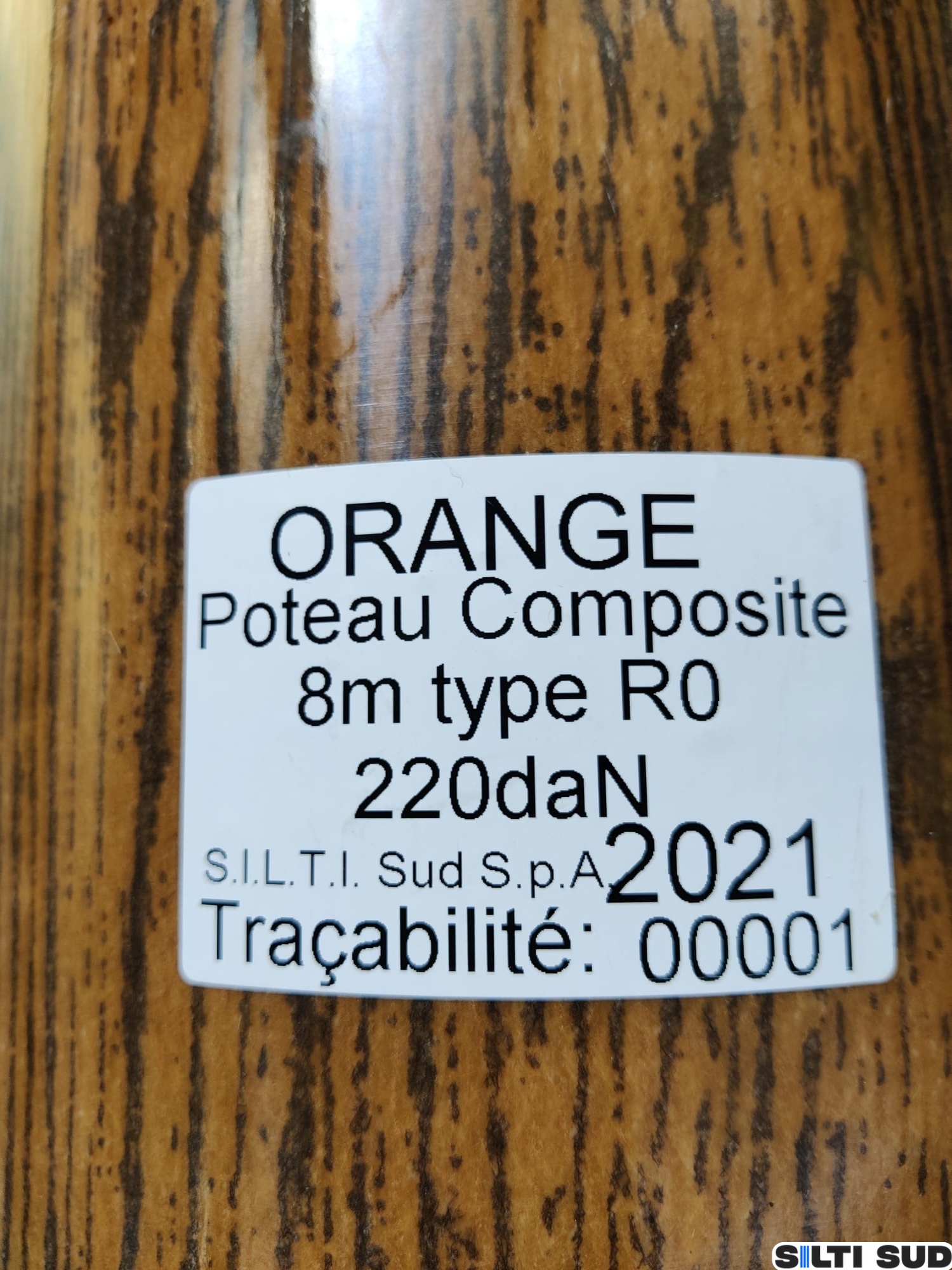 Poteaux composites / fibre de verre pour réseaux aériennes – Image 14