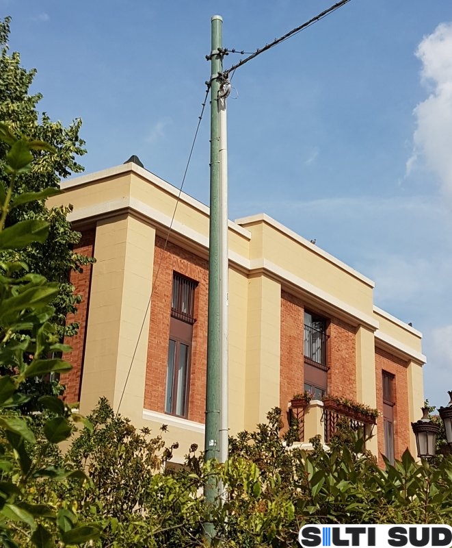 Poteaux composites / fibre de verre pour réseaux aériennes – Image 2