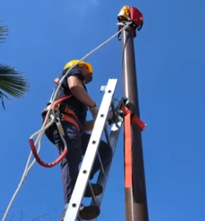 Pole-fall arrest-safety-device-Fiberglass-pole-SILTI-sud (3)
